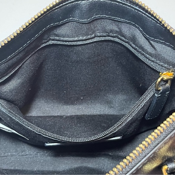 🎉HP 🎉 Marc Jacobs Mini Commuter Coated Leather Crossbody Bag - Picture 10 of 13